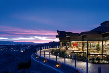 The Ritz-Carlton, Rancho Mirage Отели рядом с достопримечательностью «Обсерватория Ранчо Мираж Лайбрари &»