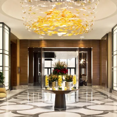 Sheraton Grand Istanbul Atasehir Hotels near Optimum Outlet Center