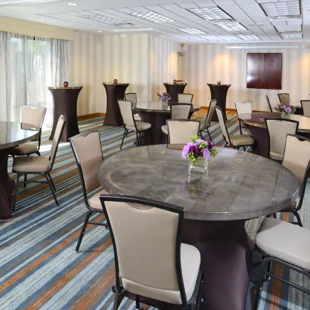 SpringHill Suites Fort Worth University Отели рядом с достопримечательностью «Музей Эмона Картера»