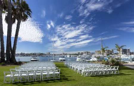 Marina del Rey Hotel