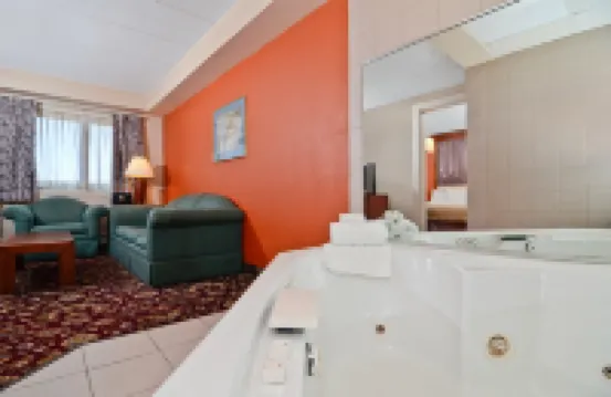 Stillwater Inn & Suites