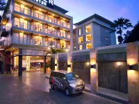 Harper Kuta Hotel by Aston Hotels near Ground Zero Monument