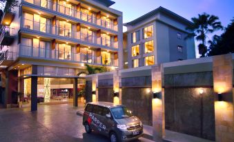 Harper Kuta Hotel by Aston