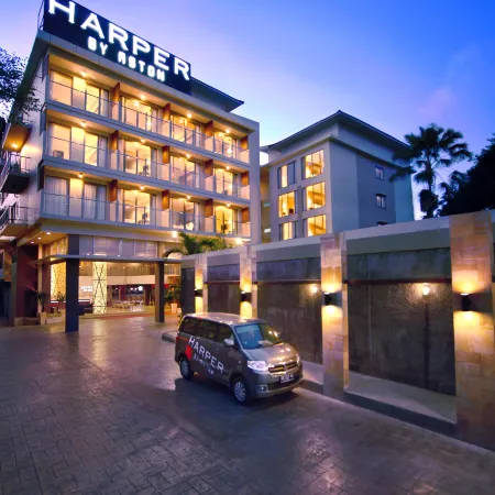 Harper Kuta Hotel by Aston Отели рядом с достопримечательностью «Памятник Граунд Зеро»