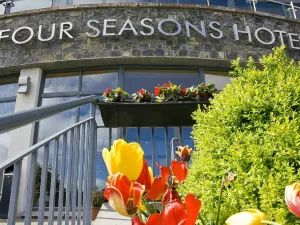 포시즌스 호텔 스파 & 레저 클럽