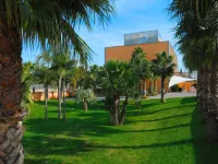 Sanlu Hotel Hotels in Cannole