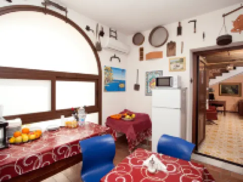 Kunesias B&B Hotels in Cinisi