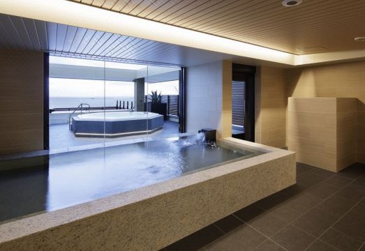 고베 미나토 온센 렌