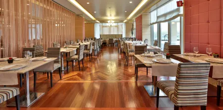 UNA Hotels Expo Fiera Milano