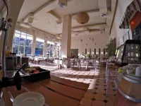 Cosmopolitan Hotel Hotels in Jdeideh