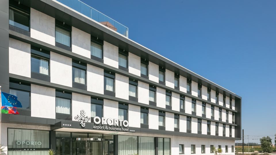 Oporto Airport & Business Hotel