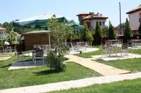 The One Club Hotel