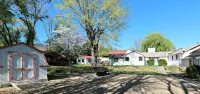 Carolina Country Inn Hotels in Burnsville