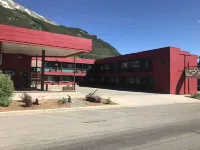Triangle Motel