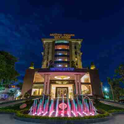 므엉 탄 꾸이년 호텔 Hotel Exterior