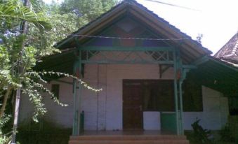 CV Joglo Putu Inten
