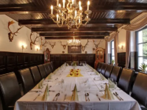 Hotel Fährkrug テンプリーンのホテル