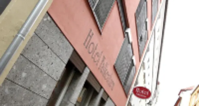 ホテル ファルケントゥルム