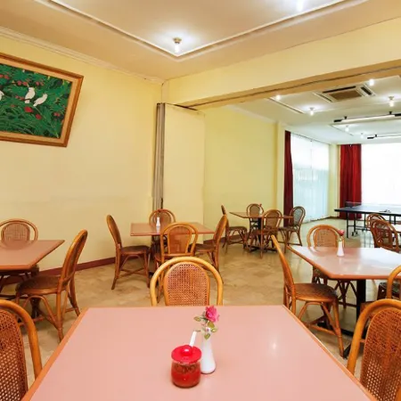 Hotel Lautze Indah