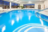 Holiday Inn Express & Suites Elkins Hotels in Elkins