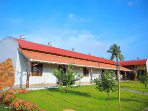 GK Hill View Resort, Kaiwara
