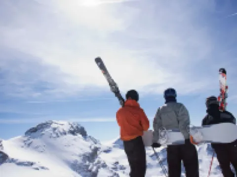 阿多尼斯加波特爾酒店 加普酒店