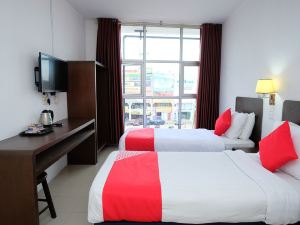 OYO 619 Grand City Hotel 2