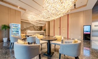 Hai Tian Grand Theatre Hotel