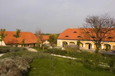 Jankovich Hotel Отели в г. 