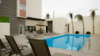 Holiday Inn Express & Suites CELAYA by IHG - Pools
