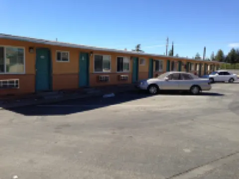 Valley Motel
