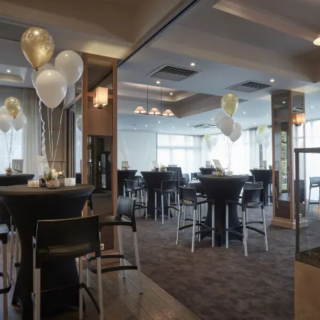 Serwir Hotel