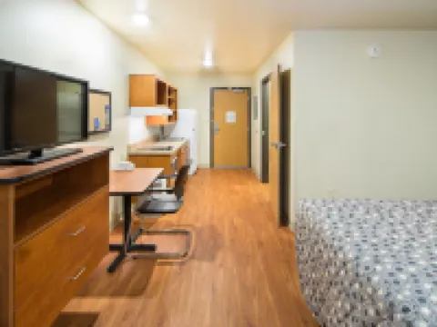 Studio 6 Birmingham, AL - Medical Center Hotels in Pelham