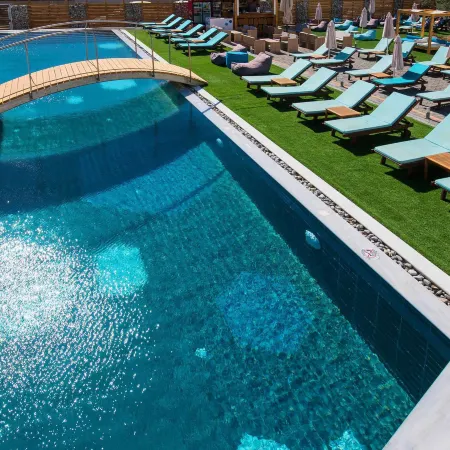 Enorme Infinity Beach ex Infinity Blue