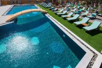 Enorme Infinity Beach ex Infinity Blue - Beach