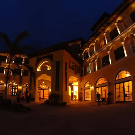 Planta Centro Bacolod Hotel & Residences