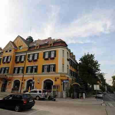 Hotel Bergwirt Schönbrunn Hotel Exterior