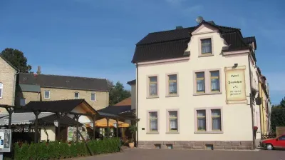 Hotel Friedchen Mit Eigener Fleischerei فنادق في Wohlmirstedt