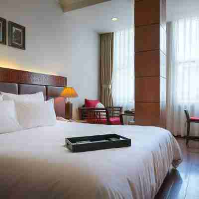 Hanoi E Central Luxury Hotel & Restaurant Rooms