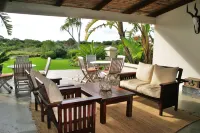 Dune Ridge Country House فنادق في Cape St Francis