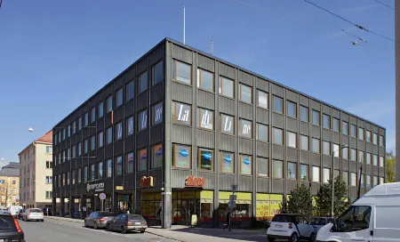 CheapSleep Hostel Helsinki Отели рядом с достопримечательностью «Национальная библиотека Финляндии»