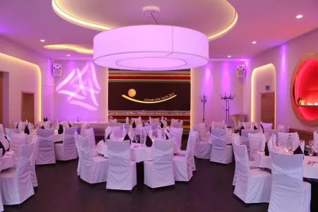 Osterberg - Restaurant Und Hotel Отели рядом с достопримечательностью «Old Inn»