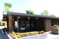 ティンバース イン ユージーン・パブリック・ライブラリー - ダウンタウン周辺のホテル