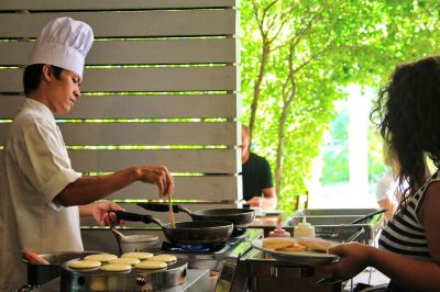 レストラン カタラッキー ヴィラ&プールアクセス プーケットの写真