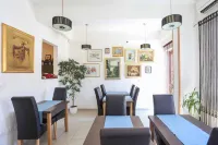 Hotel Divan فنادق في ستاري غراد