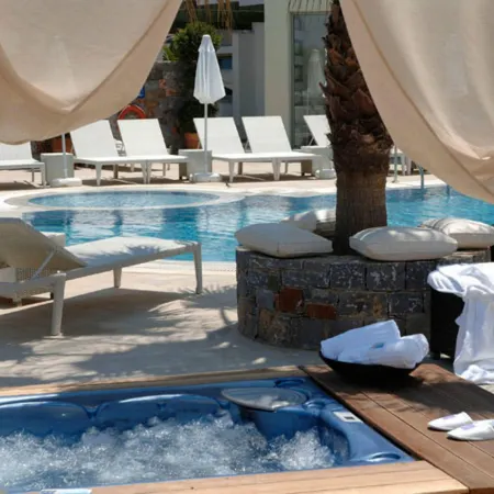 Angela Suites Boutique Hotel
