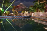 Sands of Islamorada Hotels in Layton
