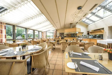 Hotel VierJahreszeiten am Seilersee