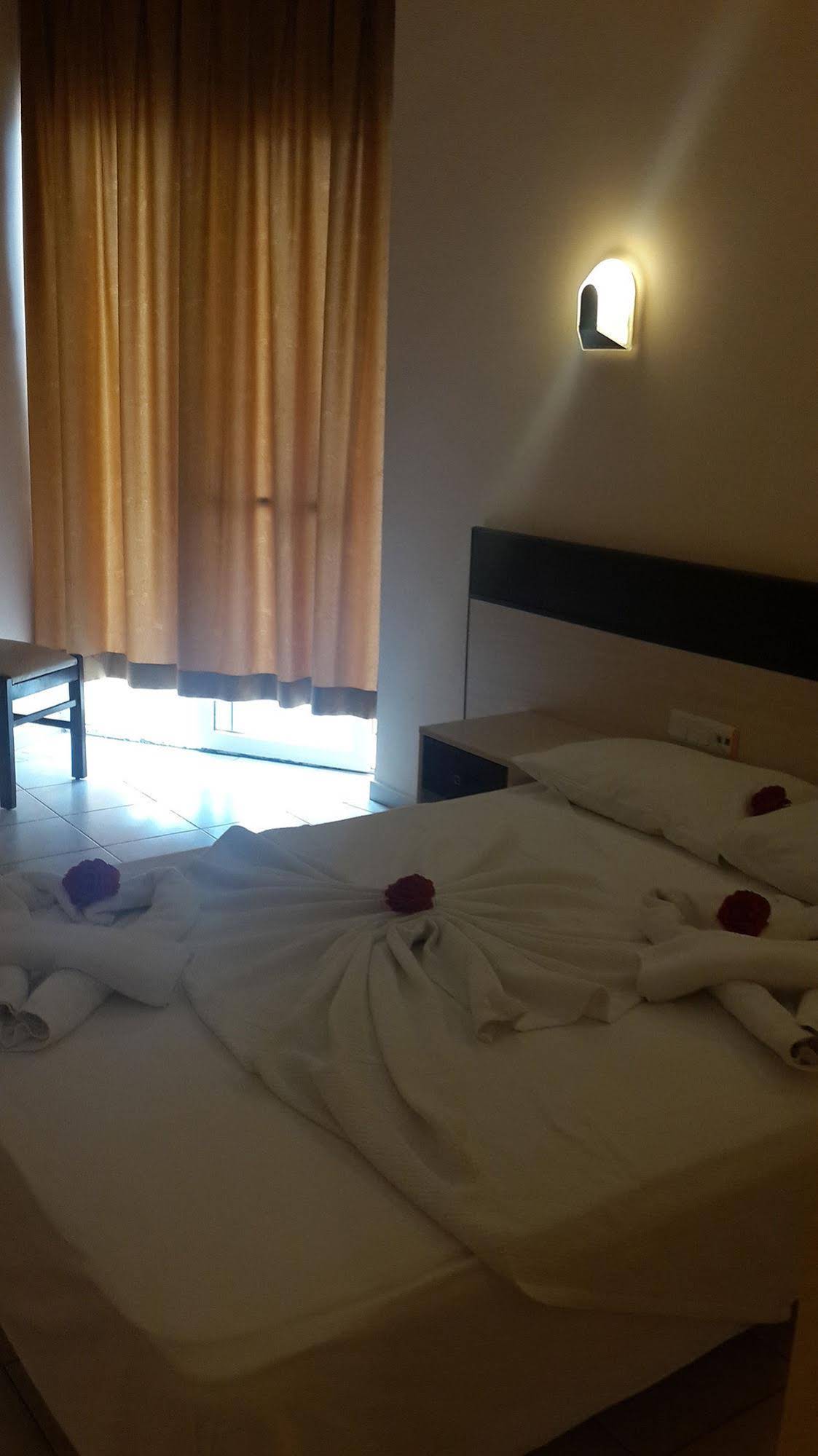 Kleopatra İkiz Otel