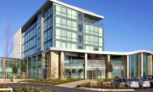 Hodson Bay Hotel